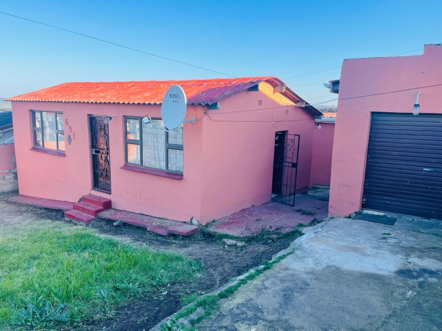 4 Bedroom Property for Sale in Mdantsane Nu 16 Eastern Cape
